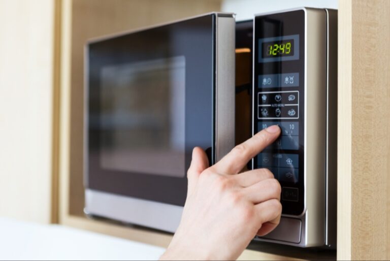 Essential Advice for Choosing a Microwave