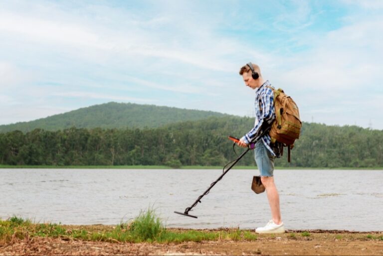 Dig Deep and Find the Best Metal Detectors for Treasure Hunting