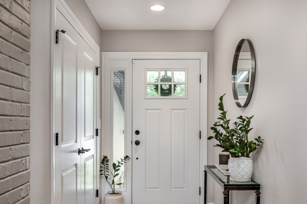 Budget-Friendly Ideas for a Welcoming Entryway